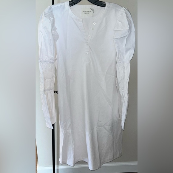 White Poplin Long Sleeve Willa Mini Knit Dress
HYACINTH HOUSE - Picture 6 of 8